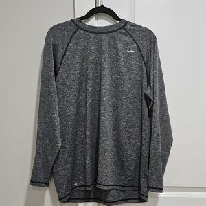 Nike Dri-FIT Running Long Sleeve Shirt – Men’s XL